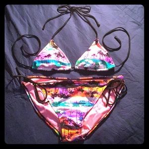NWOT Wet Seal Tropical Bikini Set